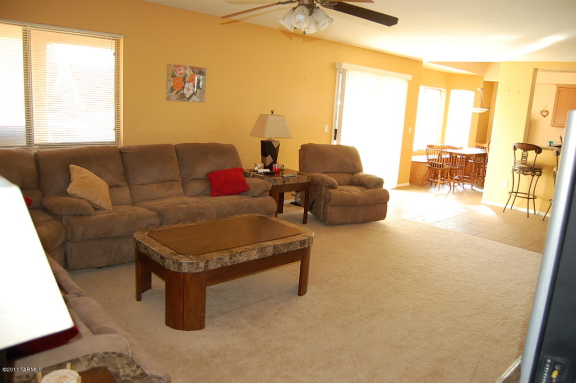 617 W Willis Pl, Vail, AZ 85641 photo 8