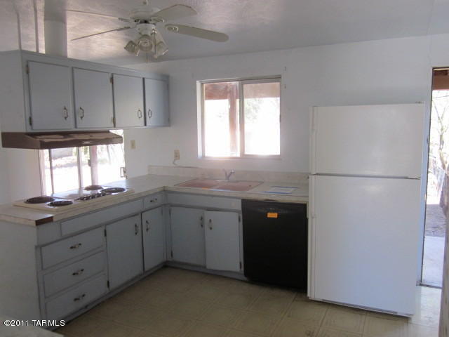 7061 E Baker St, Tucson, AZ 85710 photo 10