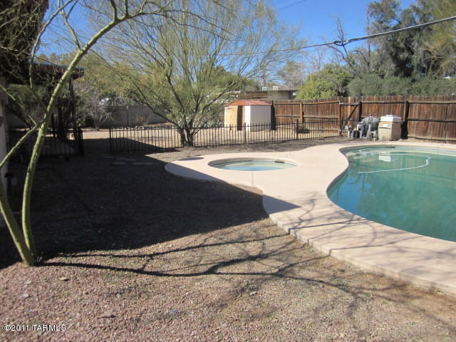 7061 E Baker St, Tucson, AZ 85710 photo 7