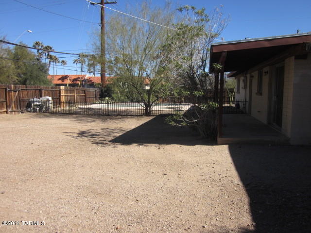 7061 E Baker St, Tucson, AZ 85710 photo 3