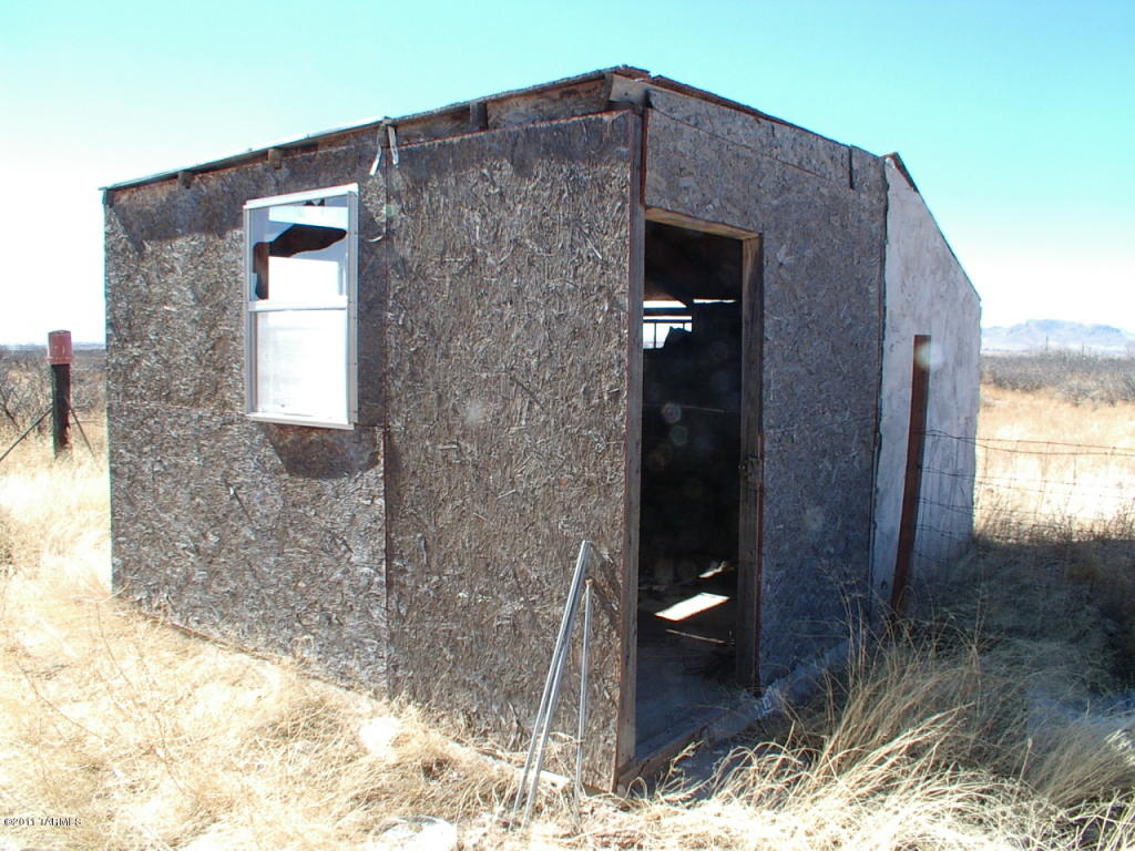 6065 Roundup Rd, Willcox, AZ 85643 photo 9