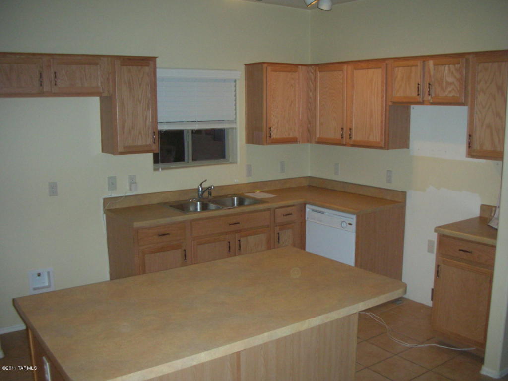 6398 E Butte Stone, Tucson, AZ 85756 photo 3
