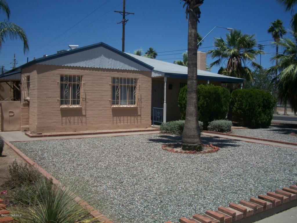 4655 E 8th, Tucson, AZ 85711 photo 2