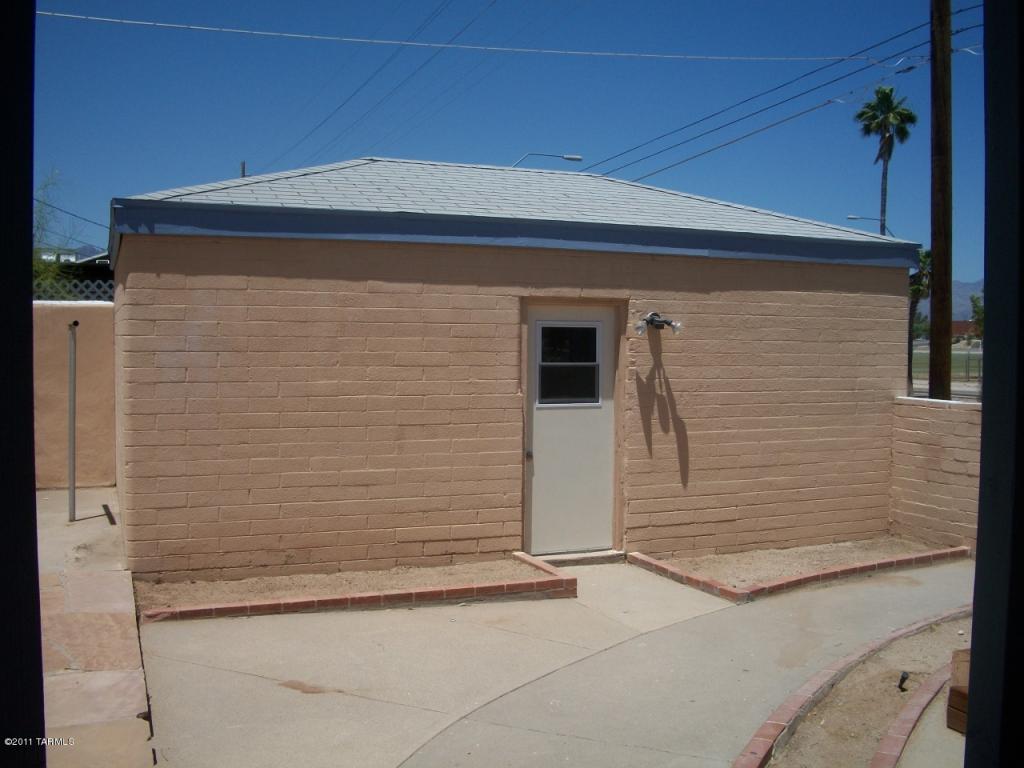 4655 E 8th, Tucson, AZ 85711 photo 6