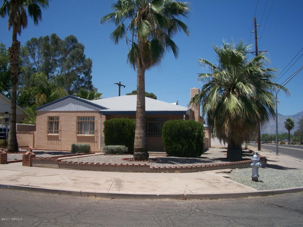 4655 E 8th, Tucson, AZ 85711 photo 1