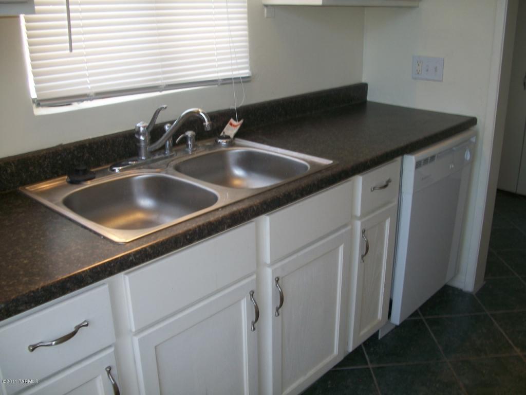 4655 E 8th, Tucson, AZ 85711 photo 5