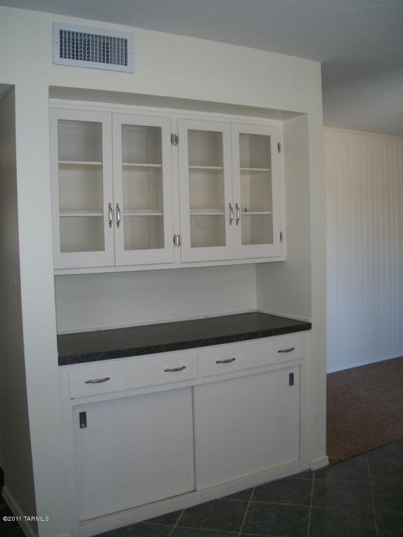 4655 E 8th, Tucson, AZ 85711 photo 11
