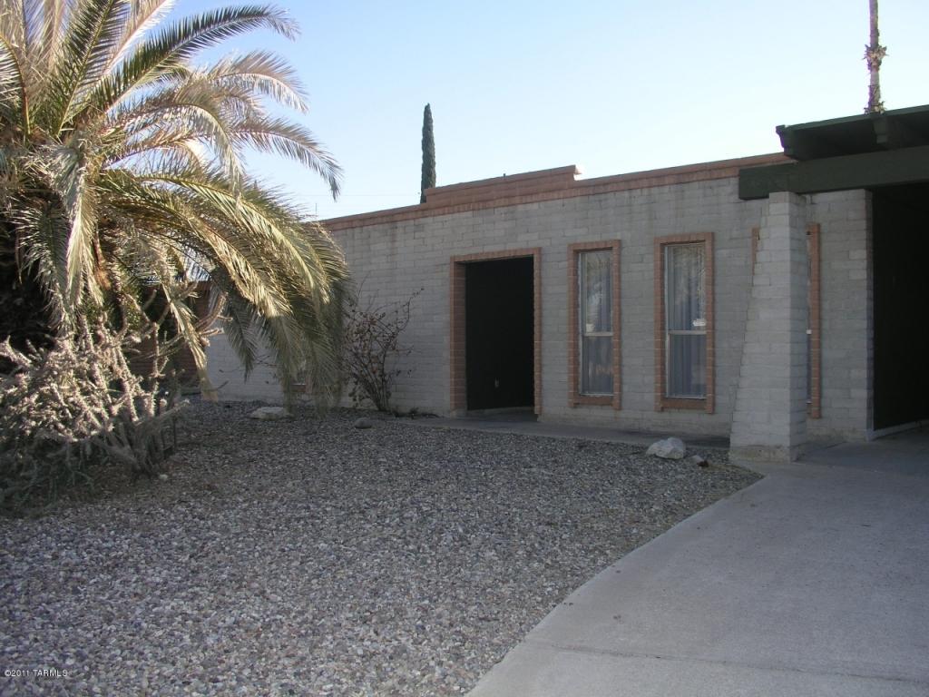 8834 E 2nd, Tucson, AZ 85710 photo 1