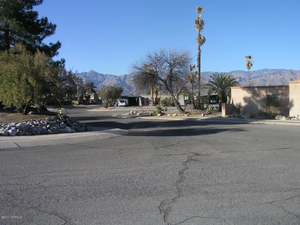 8834 E 2nd, Tucson, AZ 85710 photo 2