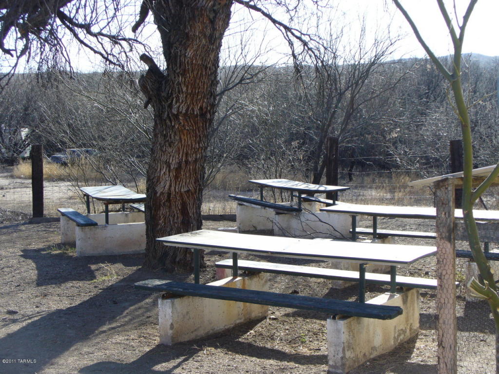 83025 E Bartolo Rd, Mammoth, AZ 85618 photo 8