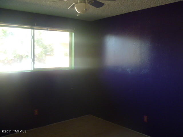 8610 E 3rd St, Tucson, AZ 85710 photo 8