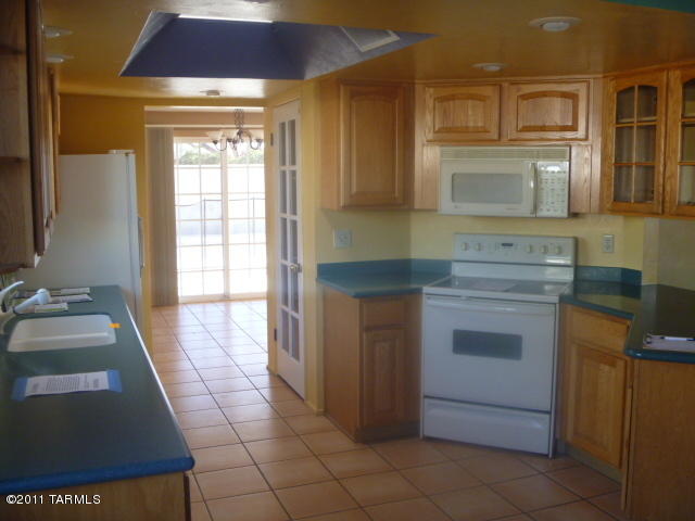 8610 E 3rd St, Tucson, AZ 85710 photo 7