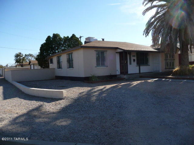 4656 E 6th St, Tucson, AZ 85711 photo 2
