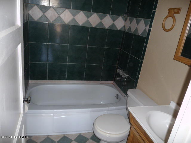 4656 E 6th St, Tucson, AZ 85711 photo 10