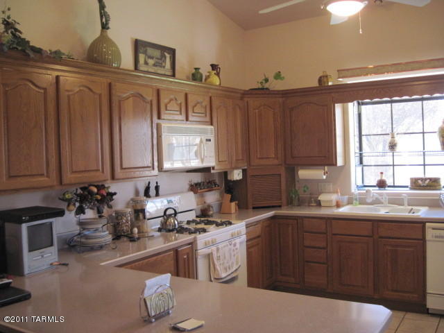 2735 E 12th St, Douglas, AZ 85607 photo 6
