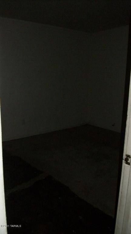 4132 E Sylvane, Tucson, AZ 85711 photo 5