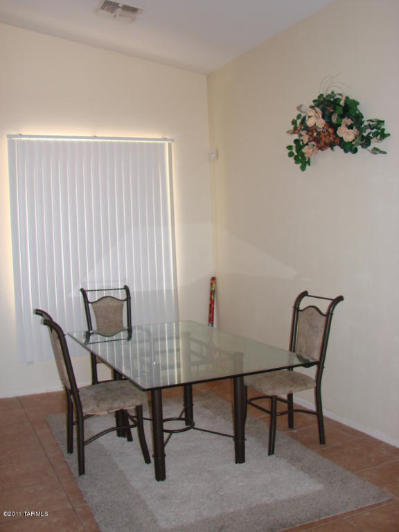 8954 E Maxwell Dr, Tucson, AZ 85747 photo 11