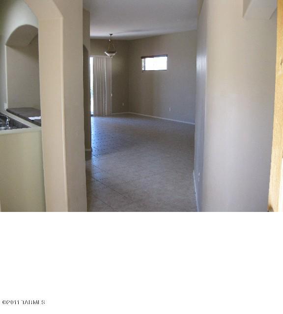 10466 S Drifter Ranch Pl, Vail, AZ 85641 photo 5