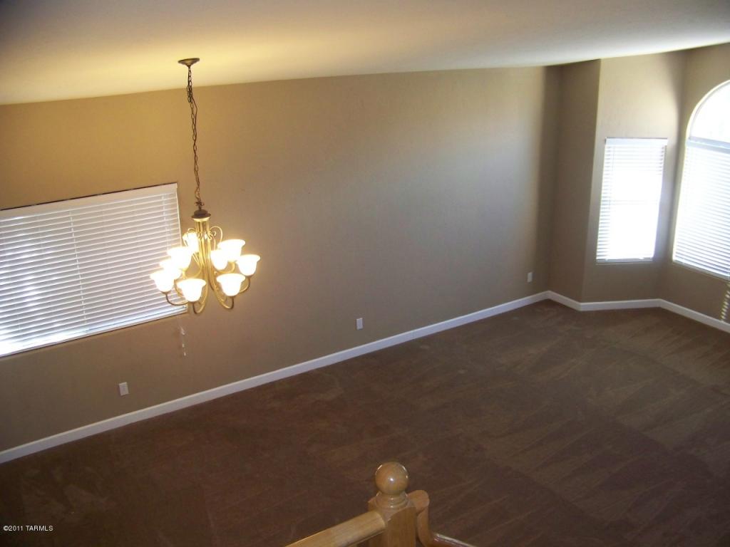 8040 E Gary Ct, Tucson, AZ 85715 photo 2