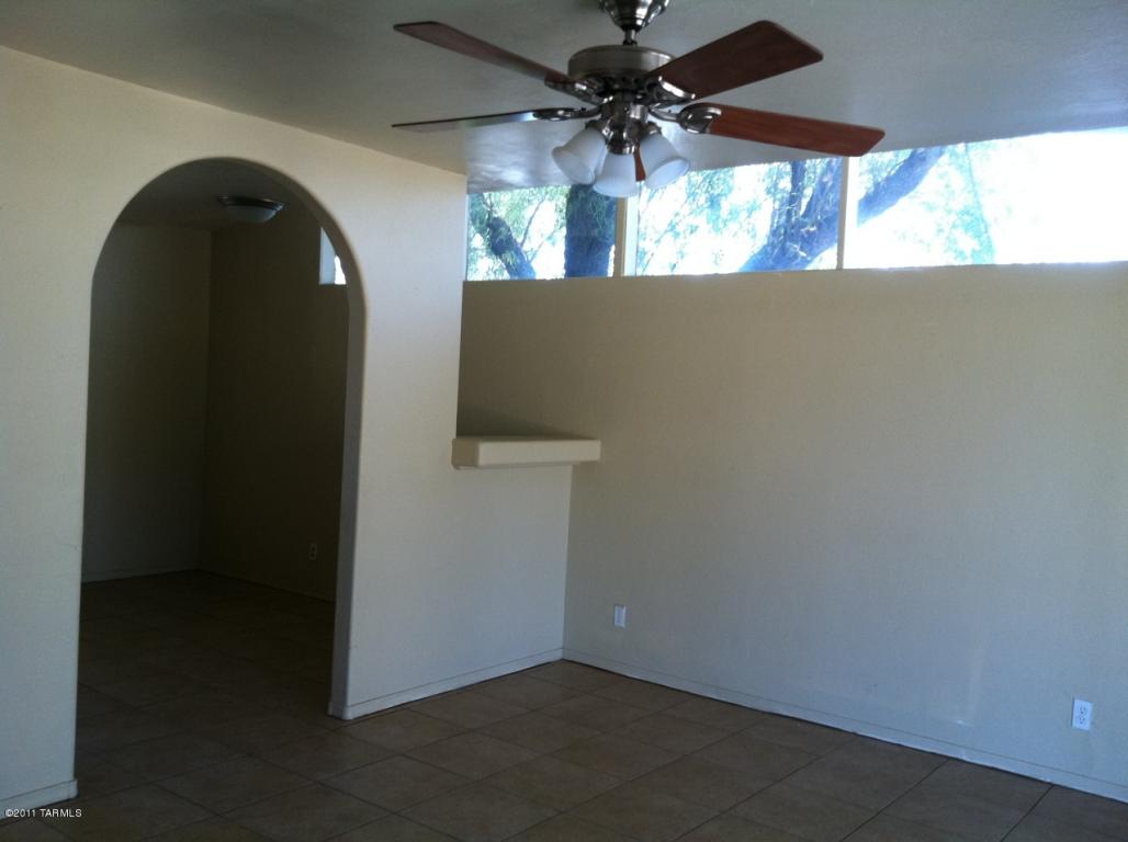 3627 E 27th St, Tucson, AZ 85713 photo 4