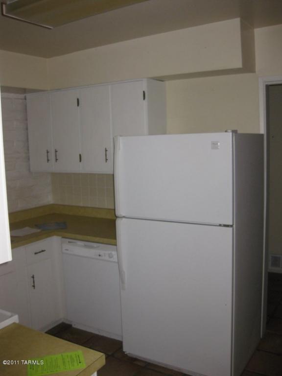 10530 E Observatory Dr, Vail, AZ 85641 photo 3
