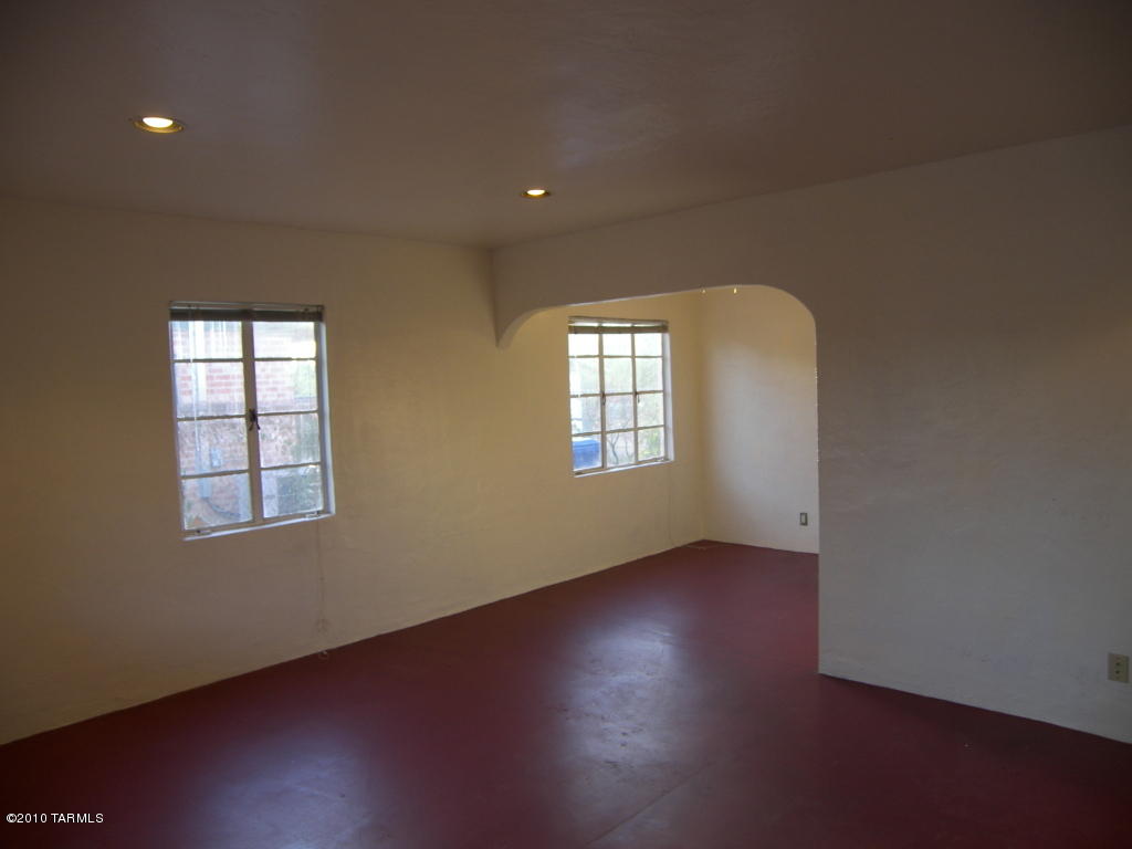 1313 E Silver St, Tucson, AZ 85719 photo 2
