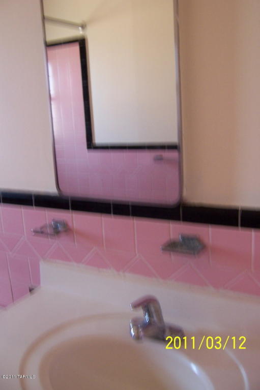 1341 E Milton Rd W, Tucson, AZ 85706 photo 5