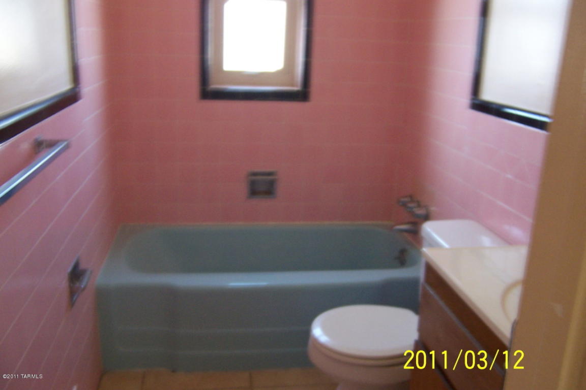1341 E Milton Rd W, Tucson, AZ 85706 photo 4
