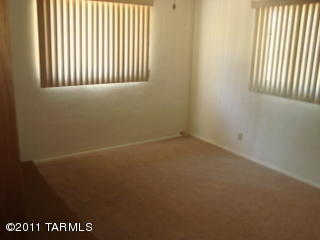 6026 E 16th Pl, Tucson, AZ 85711 photo 9