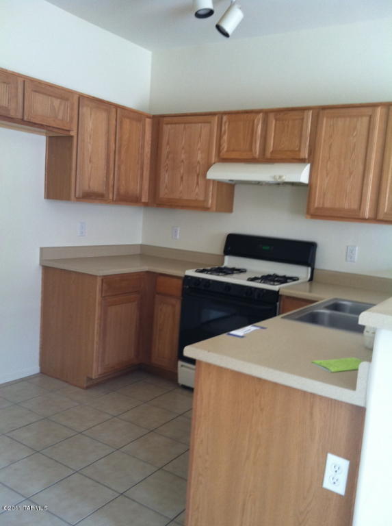 3635 E Drexel Manor Sv Stra E, Tucson, AZ 85706 photo 8