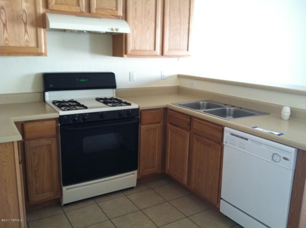 3635 E Drexel Manor Sv Stra E, Tucson, AZ 85706 photo 2