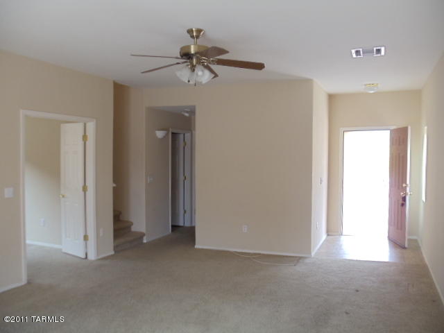7572 E Fair Meadows Lp Loop E, Tucson, AZ 85756 photo 3