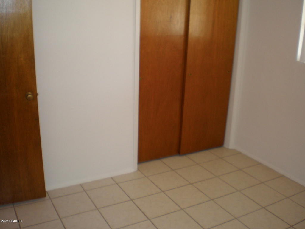 6152 E 16th St, Tucson, AZ 85711 photo 8