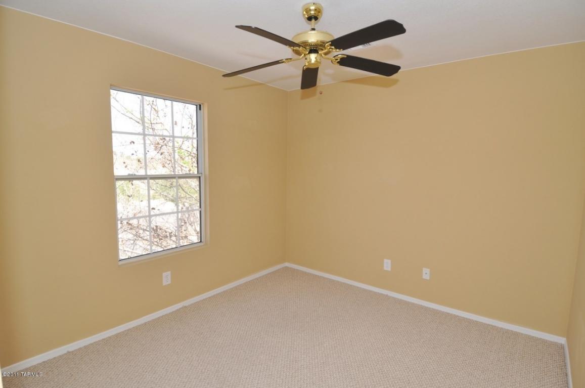 6173 E Stonechat Dr, Tucson, AZ 85756 photo 9