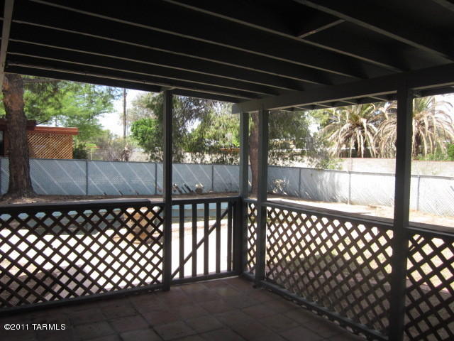 8125 E 4th Pl, Tucson, AZ 85710 photo 10