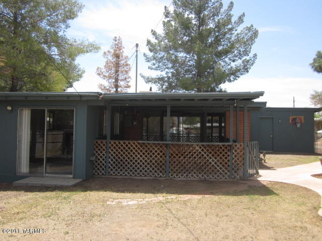 8125 E 4th Pl, Tucson, AZ 85710 photo 11