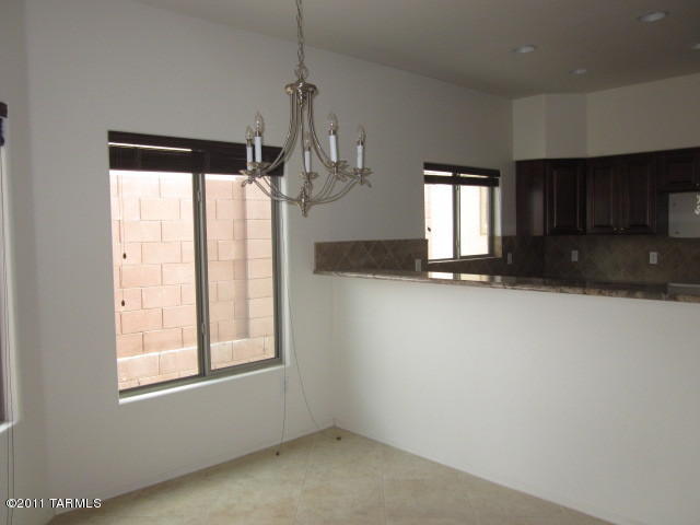 7685 E Fair Meadows Loop, Tucson, AZ 85756 photo 4