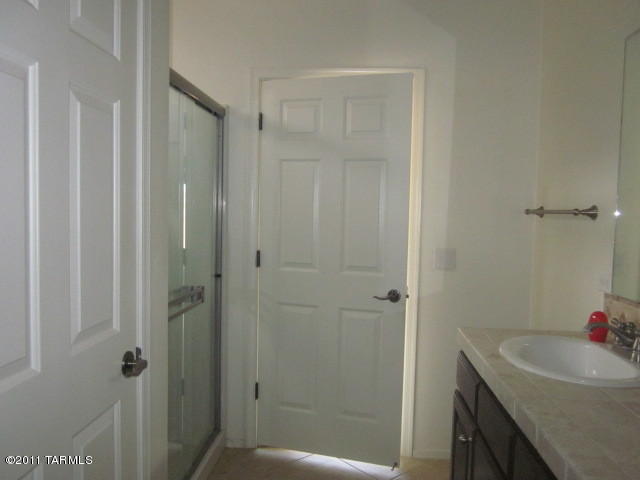 7685 E Fair Meadows Loop, Tucson, AZ 85756 photo 9