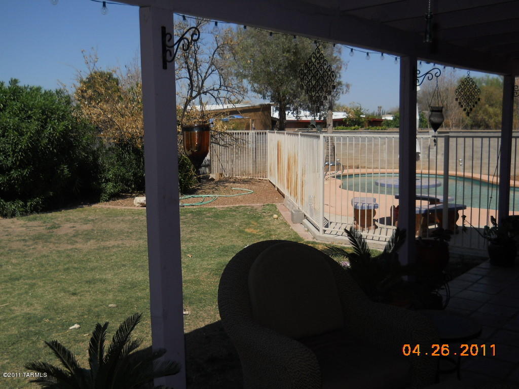 7341 E David Dr, Tucson, AZ 85730 photo 3