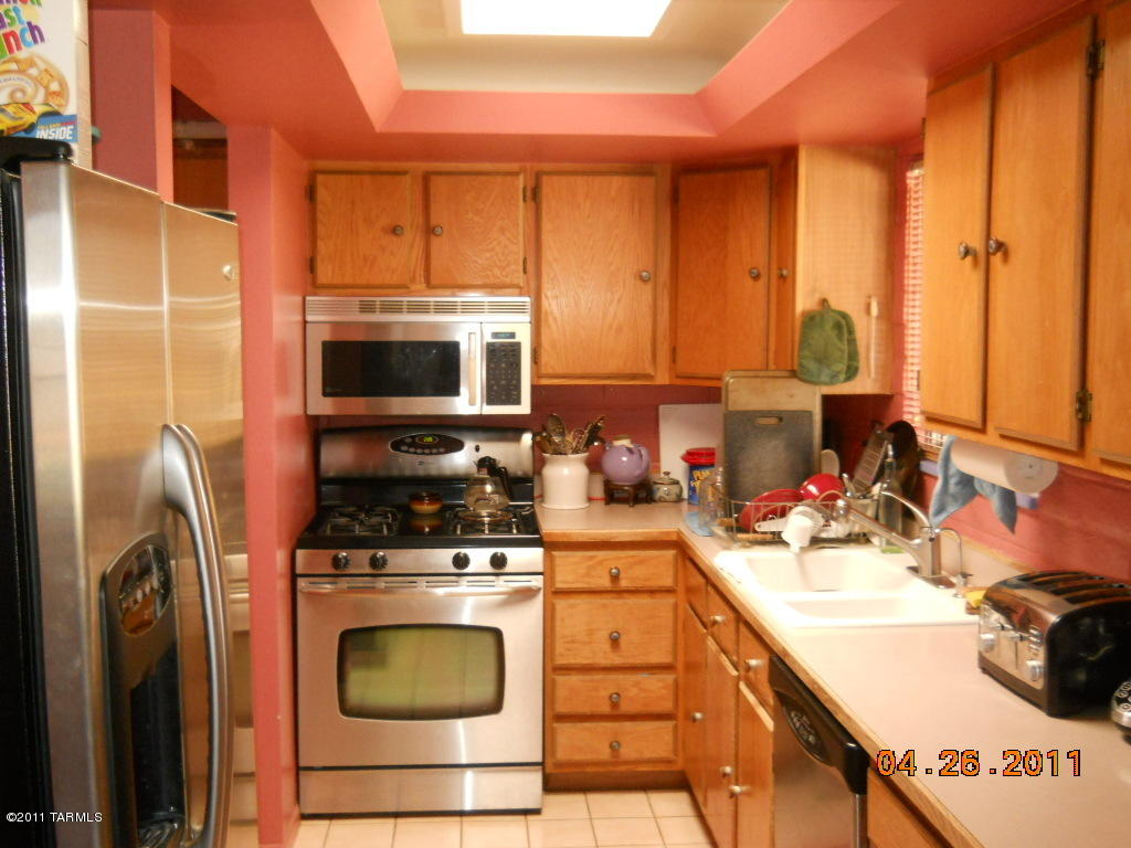 7341 E David Dr, Tucson, AZ 85730 photo 4