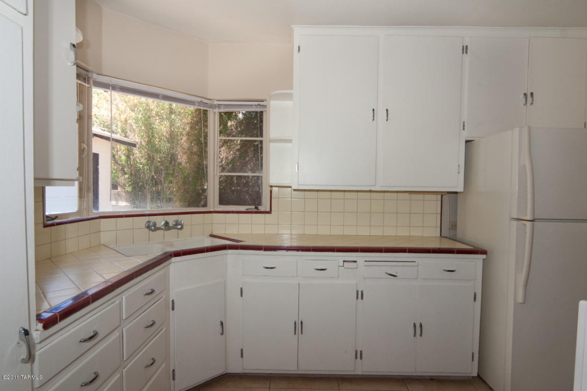 2642 Exeter St, Tucson, AZ 85716 photo 5