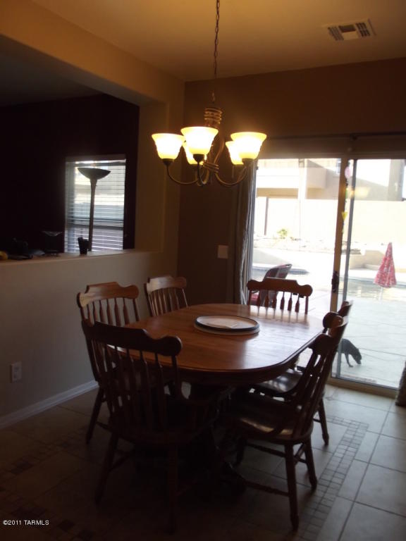 3585 E Farrier Dr, Tucson, AZ 85739 photo 9