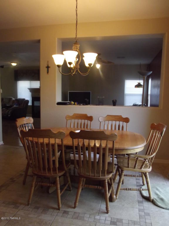 3585 E Farrier Dr, Tucson, AZ 85739 photo 8