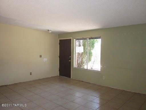 9801 E Watson Dr, Tucson, AZ 85730 photo 5