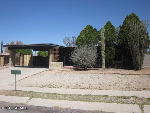9801 E Watson Dr, Tucson, AZ 85730 photo 2