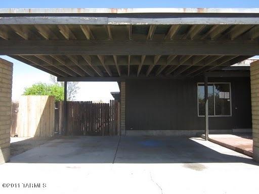 9801 E Watson Dr, Tucson, AZ 85730 photo 3