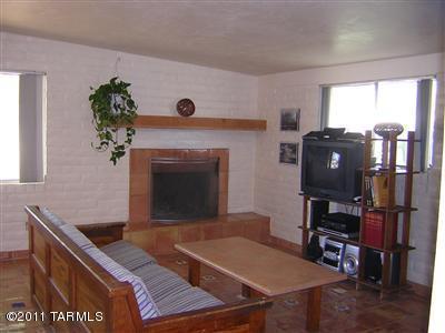 402 E Burrows Pl, Tucson, AZ 85704 photo 4