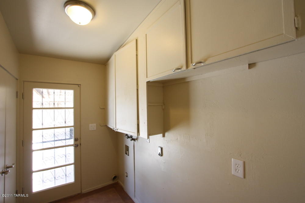 6911 E 3rd St, Tucson, AZ 85710 photo 13