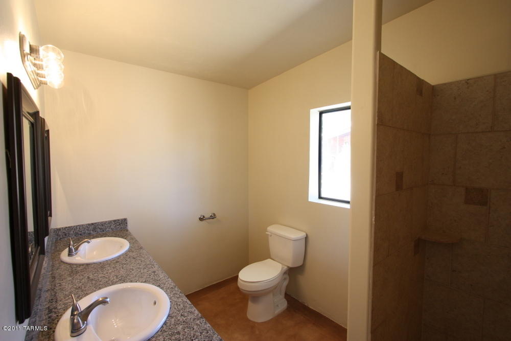 6911 E 3rd St, Tucson, AZ 85710 photo 12