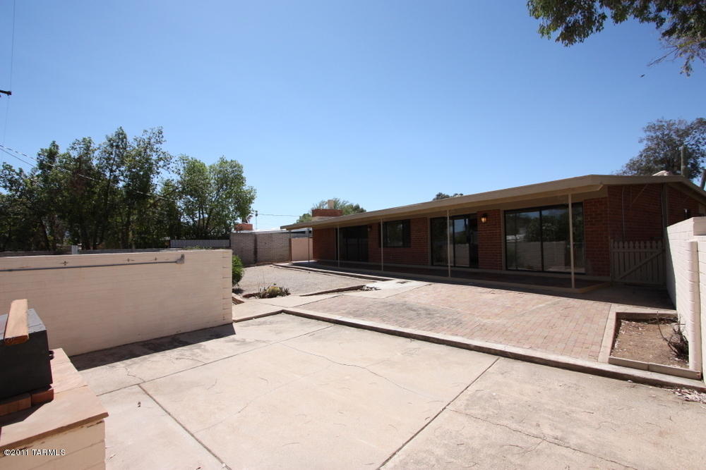 6911 E 3rd St, Tucson, AZ 85710 photo 18